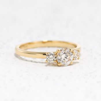 טבעת שלושה יהלומים | מור